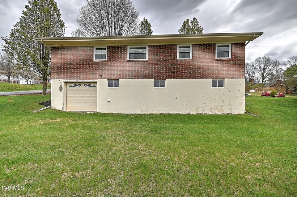 Photo #33: 428 Merriewood Drive