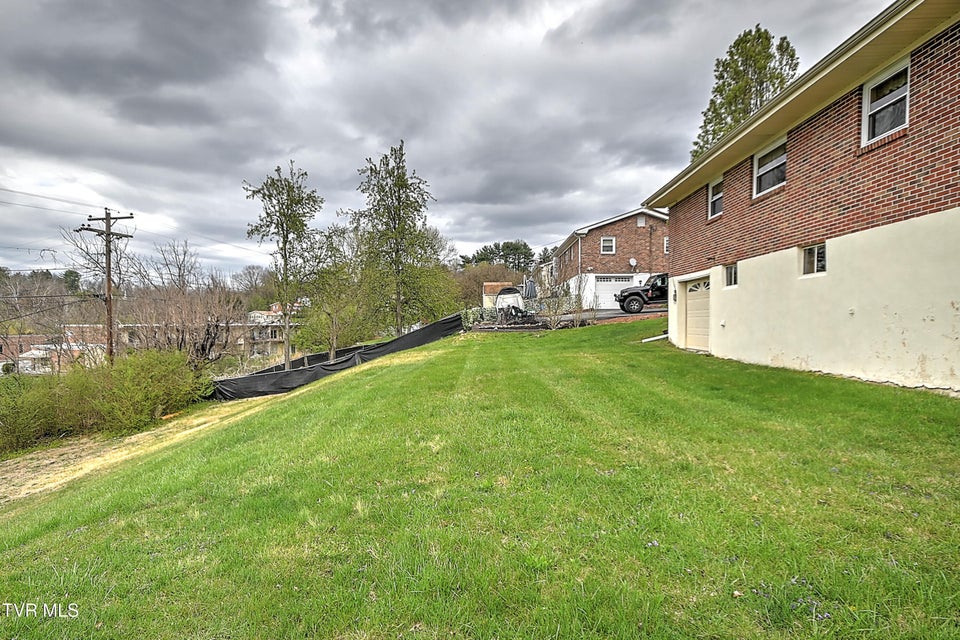 Photo #37: 428 Merriewood Drive