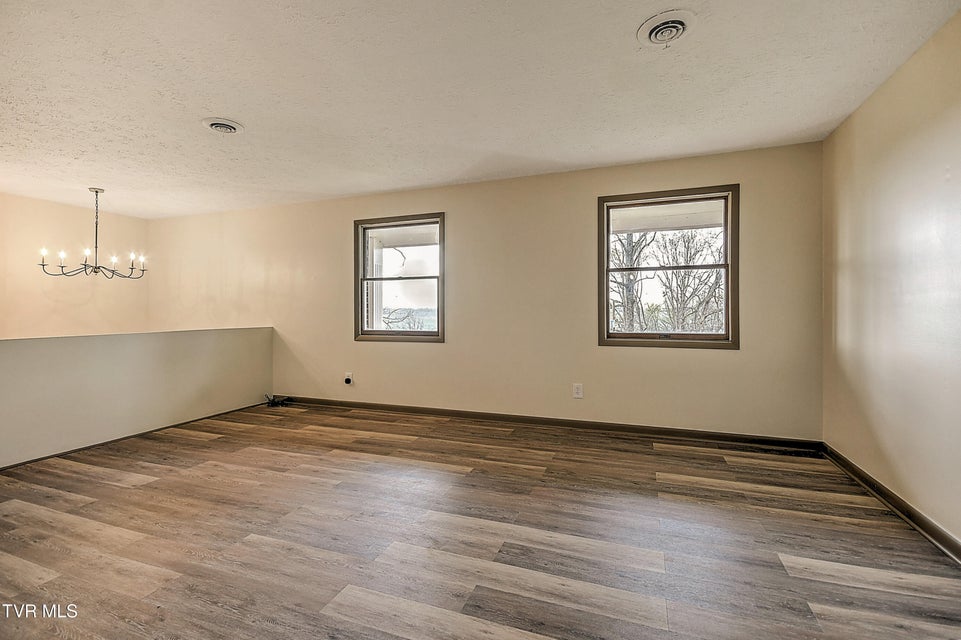 Photo #10: 148 Whitehills Road