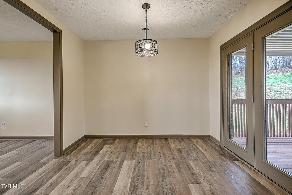 Photo #14: 148 Whitehills Road