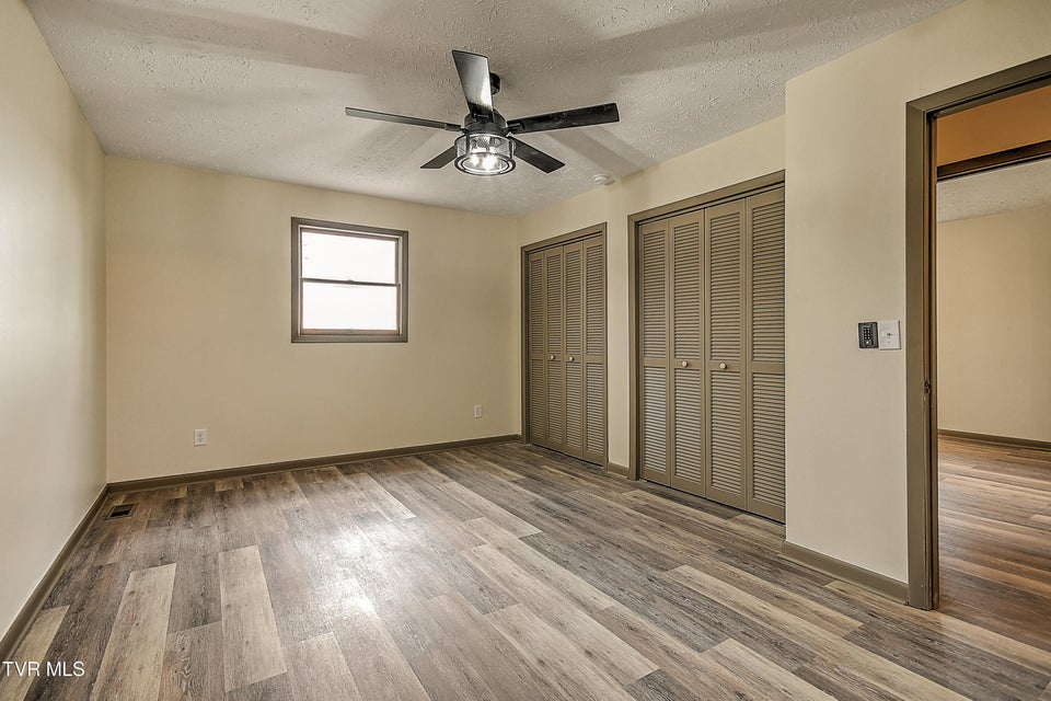 Photo #23: 148 Whitehills Road