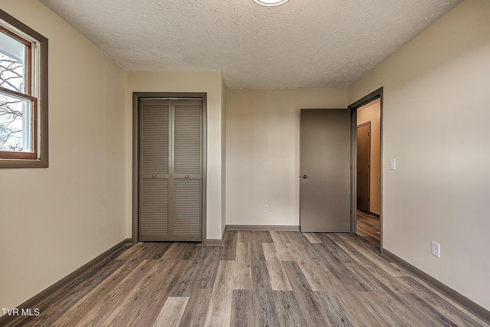 Photo #30: 148 Whitehills Road