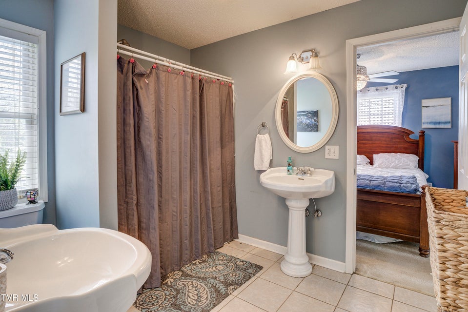 Photo #32: 1188 White Top Road