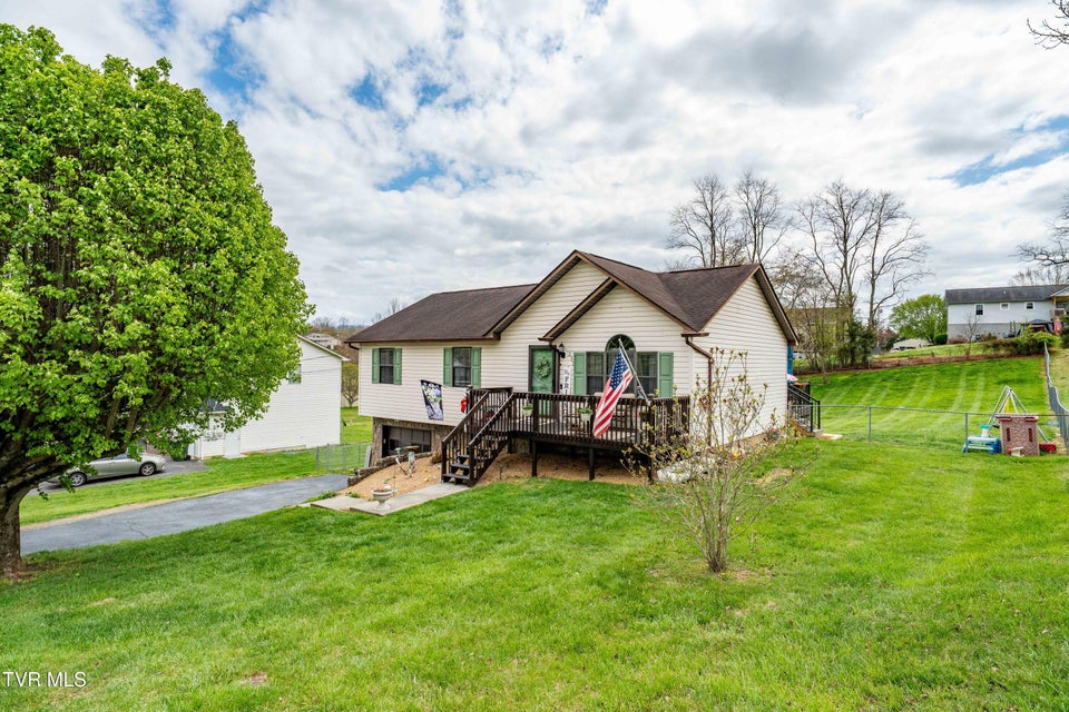 Photo #4: 253 Springview Drive