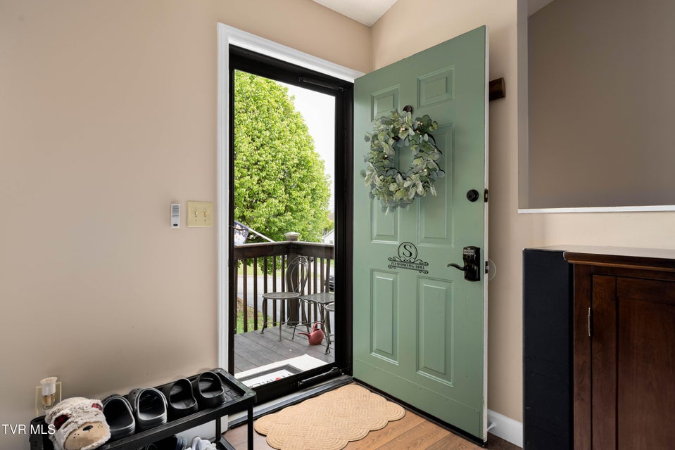 Photo #5: 253 Springview Drive