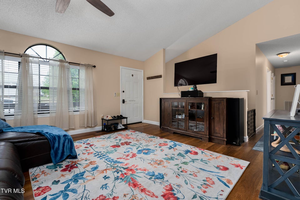 Photo #8: 253 Springview Drive