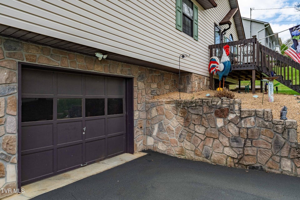 Photo #34: 253 Springview Drive