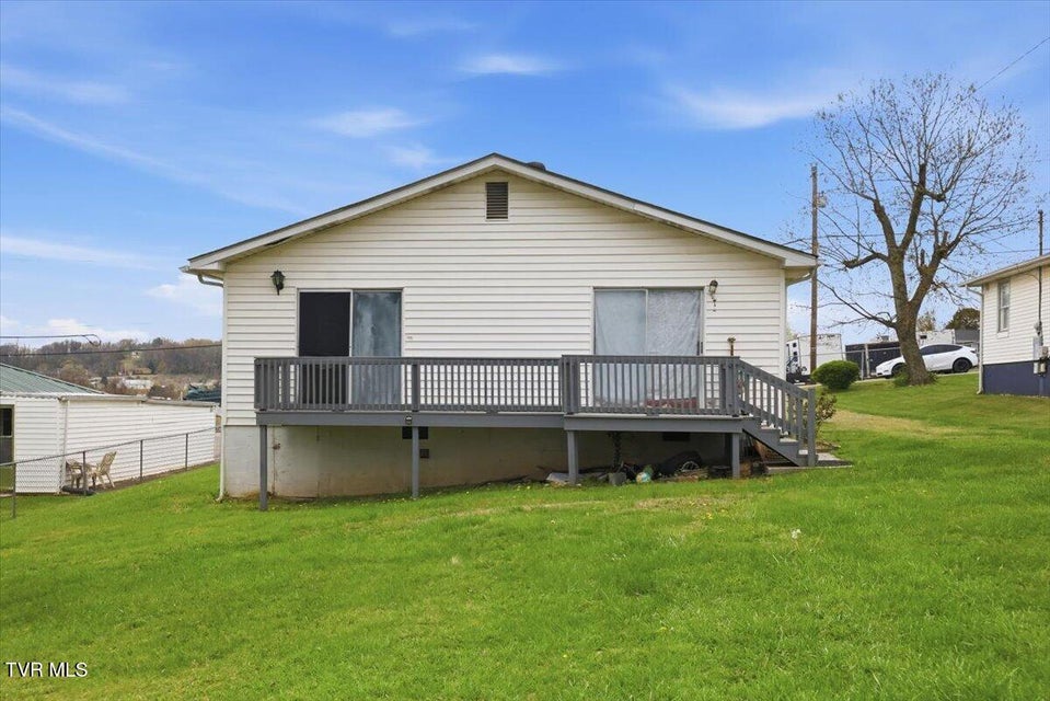 Photo #13: 1324 Davis Street