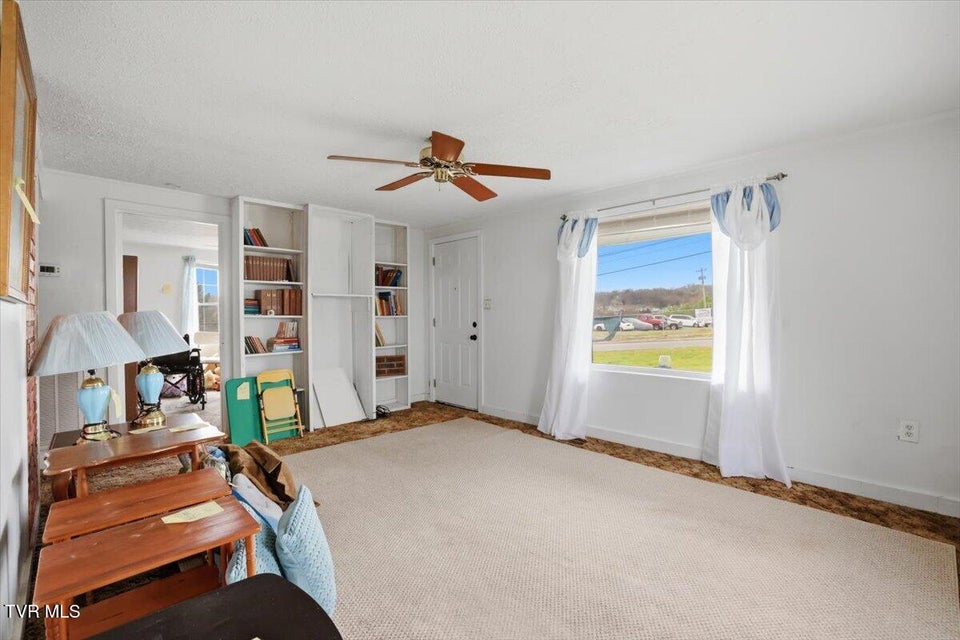 Photo #2: 1324 Davis Street