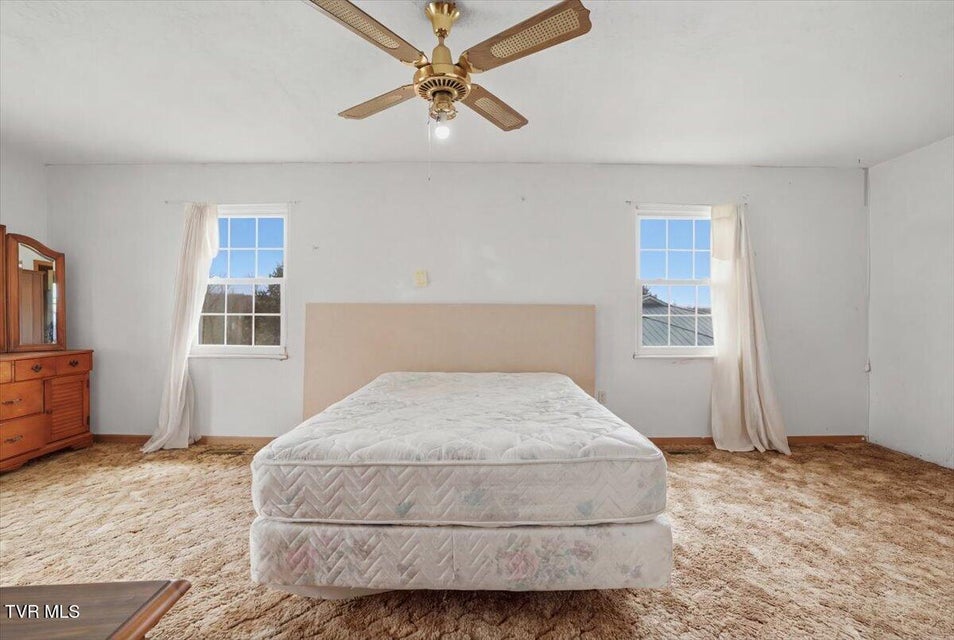 Photo #5: 1324 Davis Street