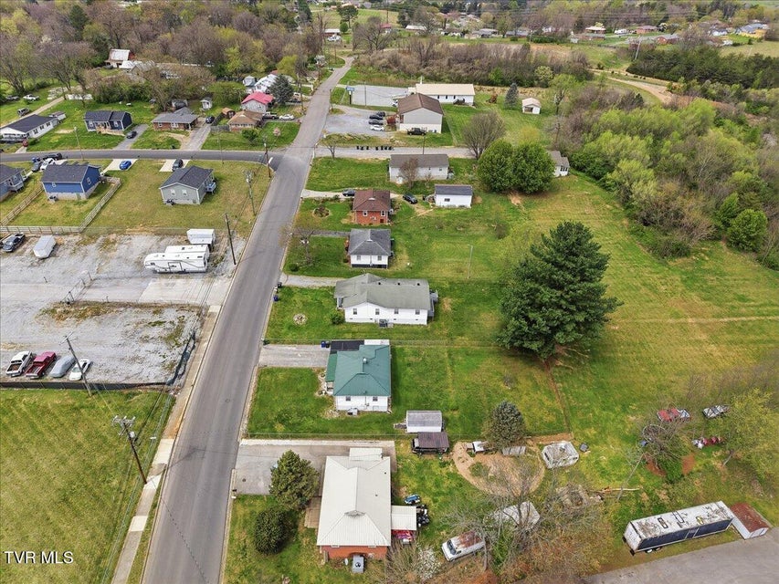 Photo #29: 1324 Davis Street