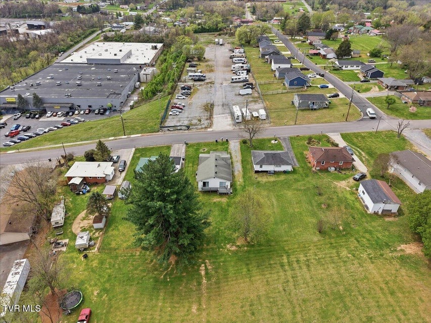 Photo #32: 1324 Davis Street