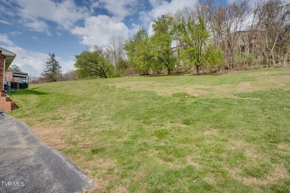 Photo #36: 509 Pine Ridge Road