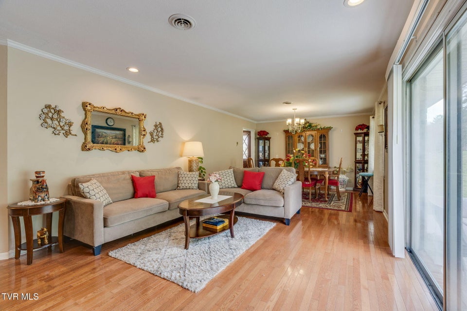 Photo #7: 509 Pine Ridge Road