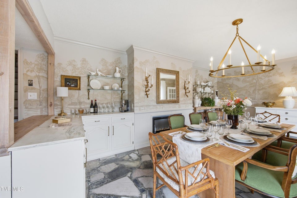 Photo #10: 1910 Riverside Road