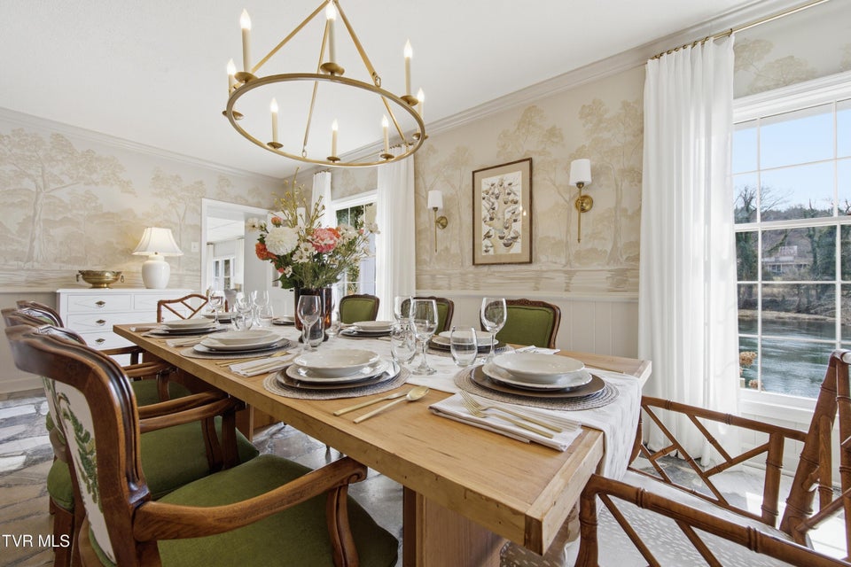 Photo #17: 1910 Riverside Road