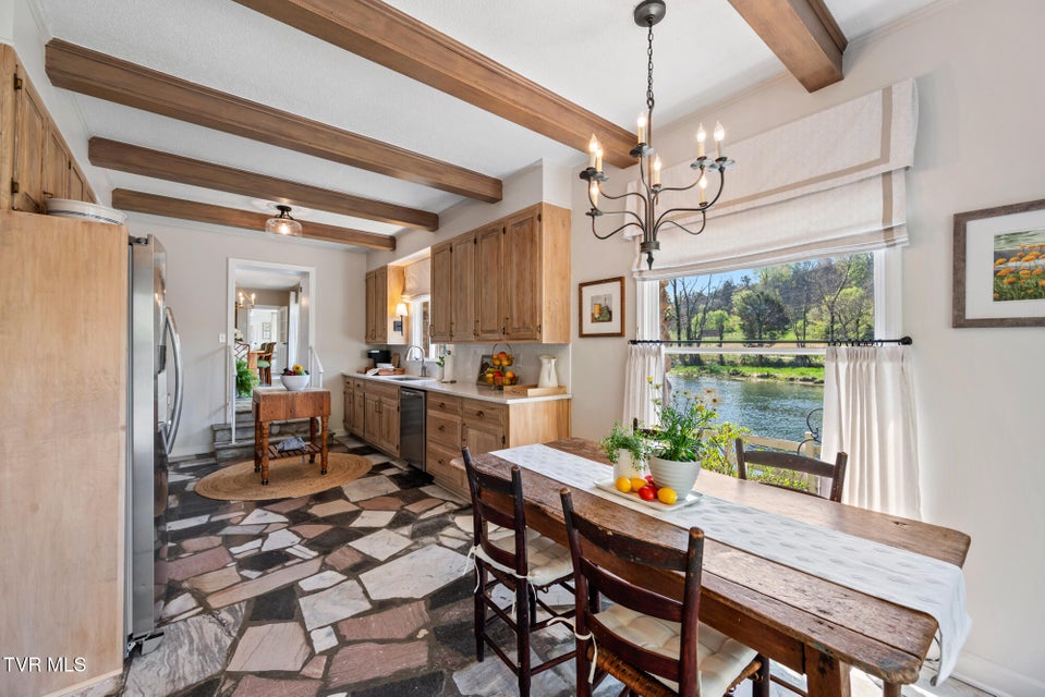 Photo #18: 1910 Riverside Road