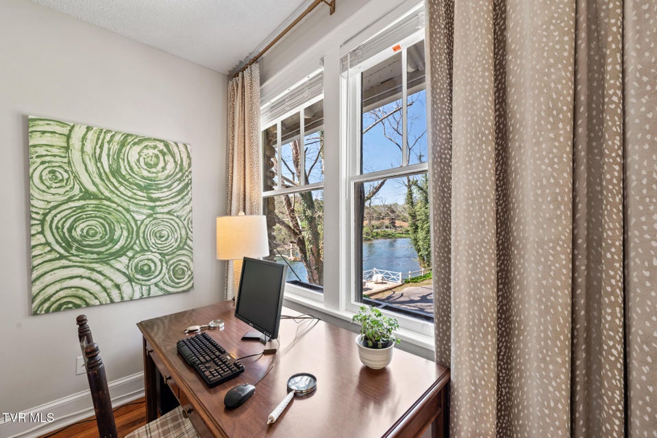 Photo #40: 1910 Riverside Road