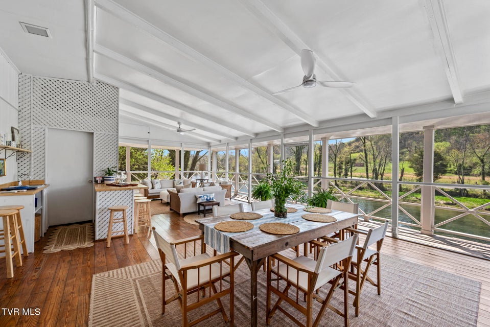 Photo #50: 1910 Riverside Road