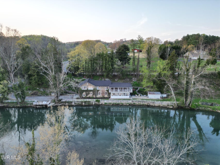 Photo #76: 1910 Riverside Road