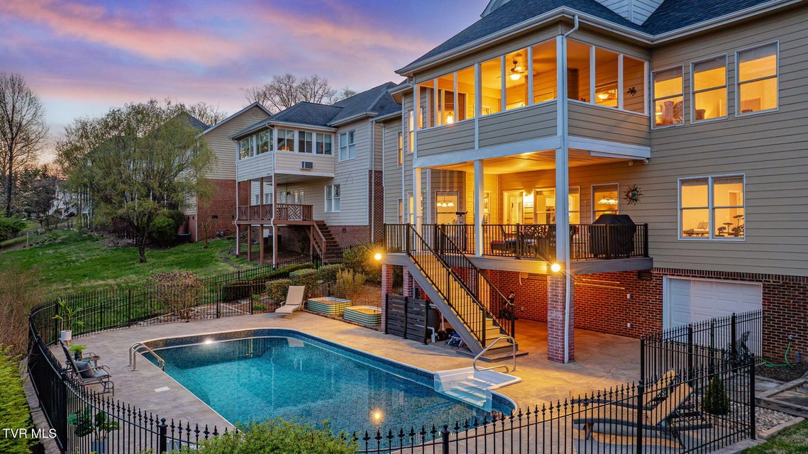 Photo #3: 280 Alpine Trail