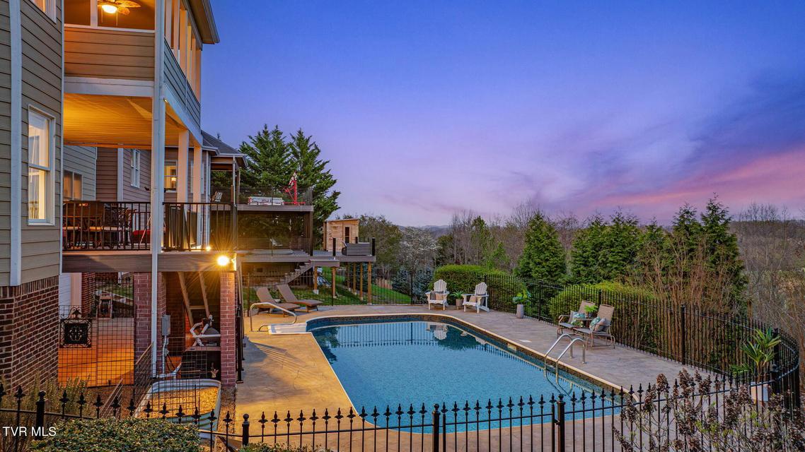 Photo #4: 280 Alpine Trail