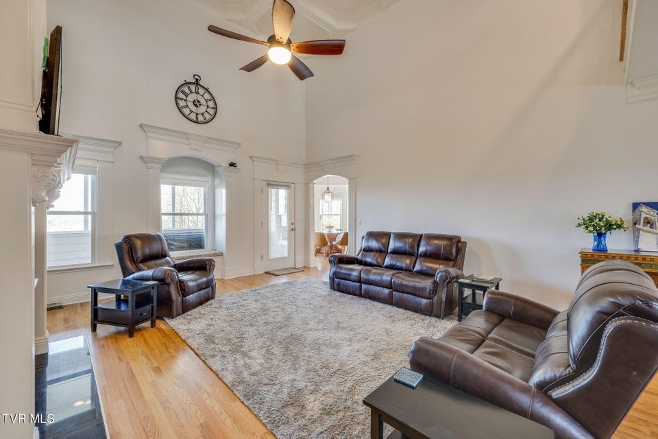 Photo #8: 280 Alpine Trail