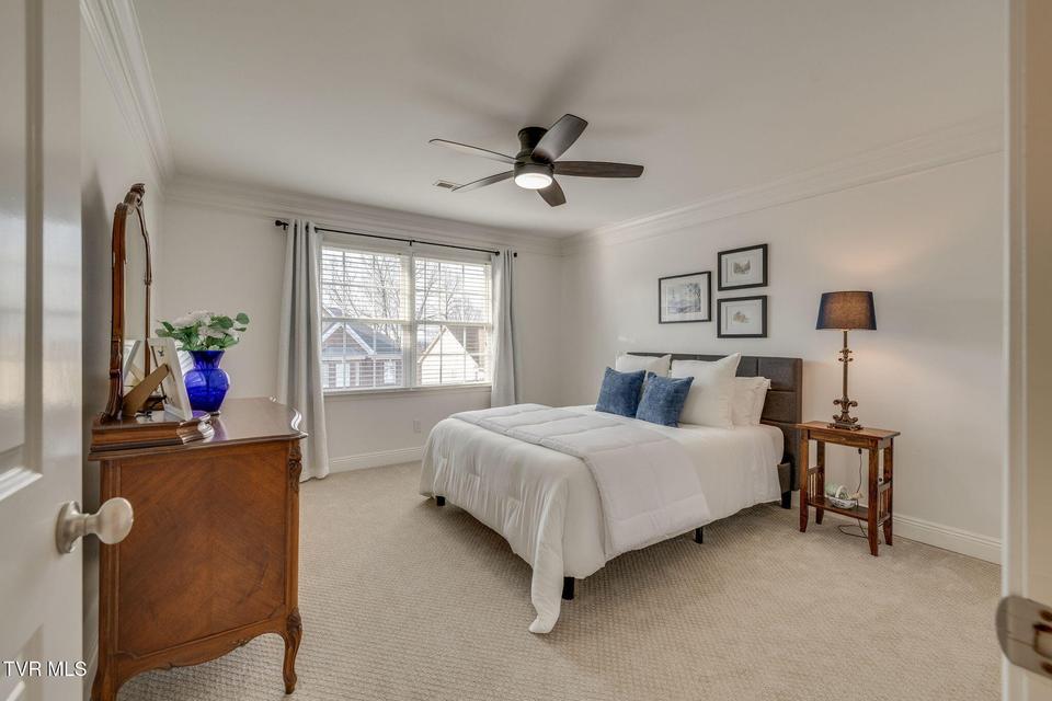 Photo #35: 280 Alpine Trail