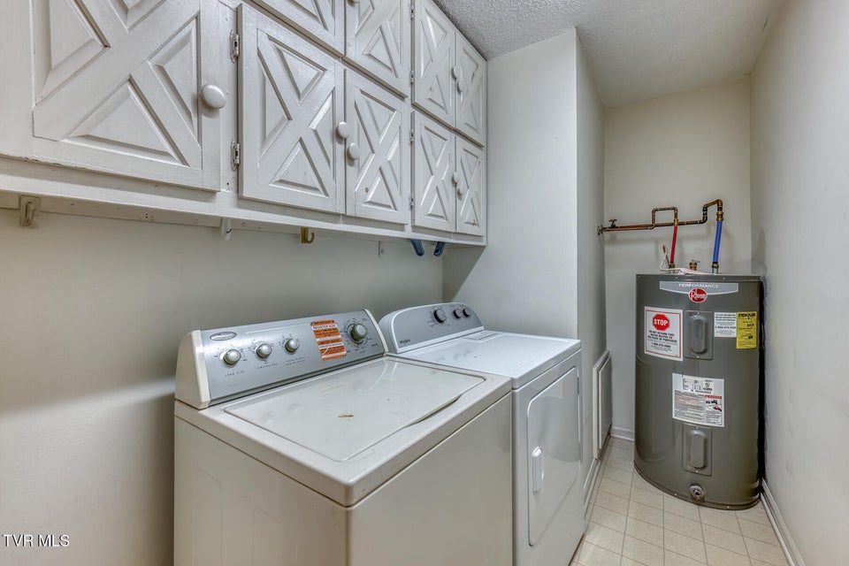 Photo #9: 600 Fleetwood Drive