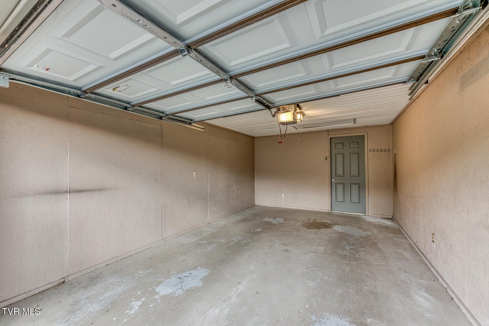 Photo #19: 600 Fleetwood Drive