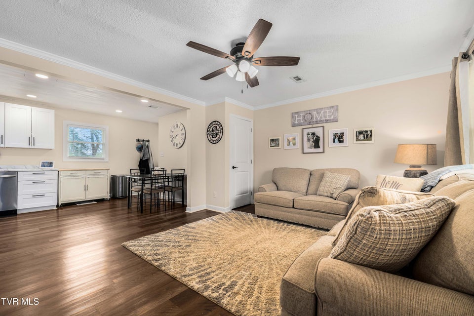 Photo #17: 159 Pecanwood Drive