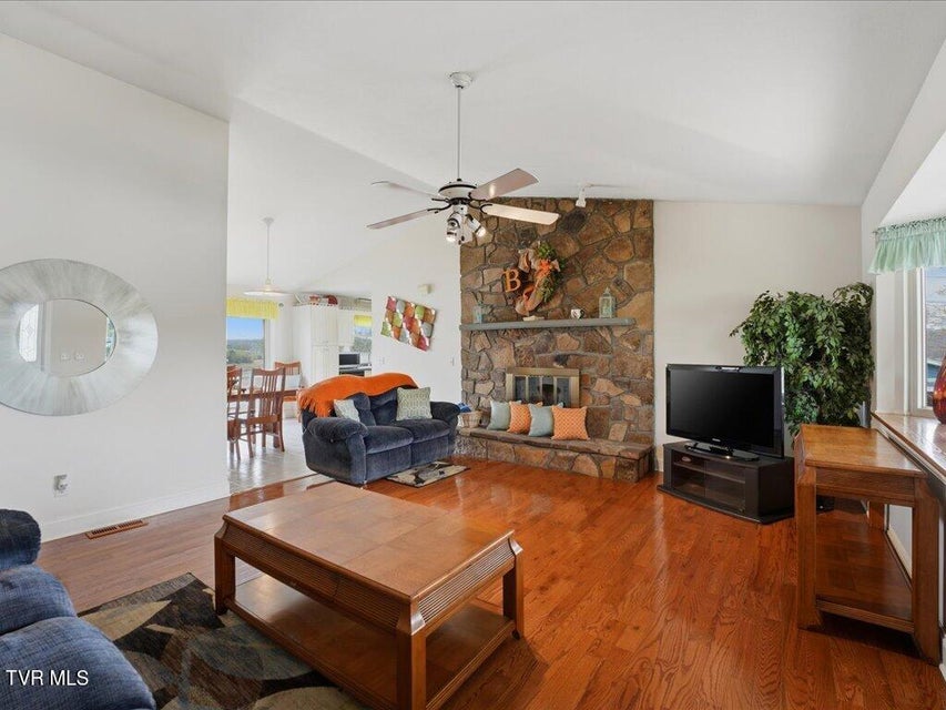 Photo #5: 327 Bluff Village Road