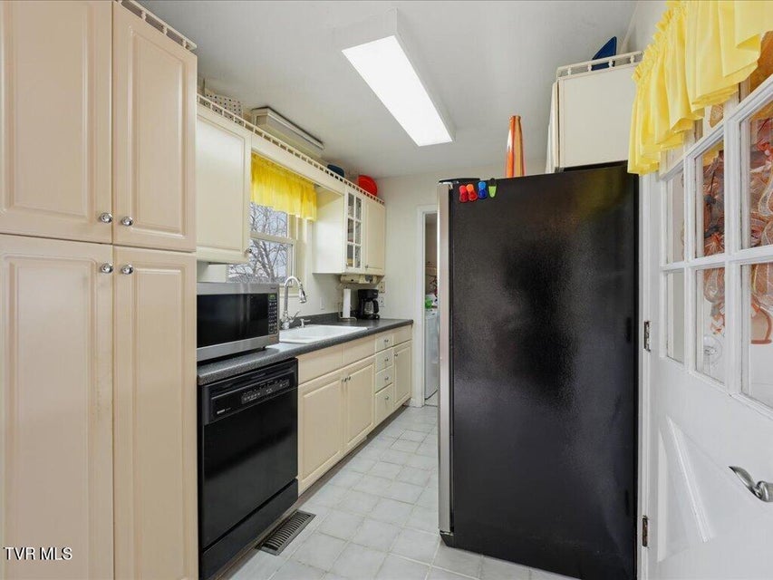 Photo #11: 327 Bluff Village Road