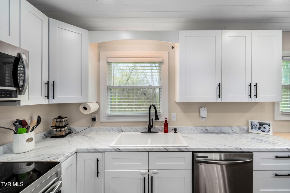 Photo #20: 159 Pecanwood Drive