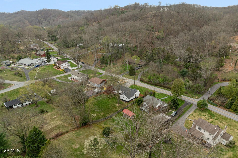 Photo #9: 533 Vance Drive Drive