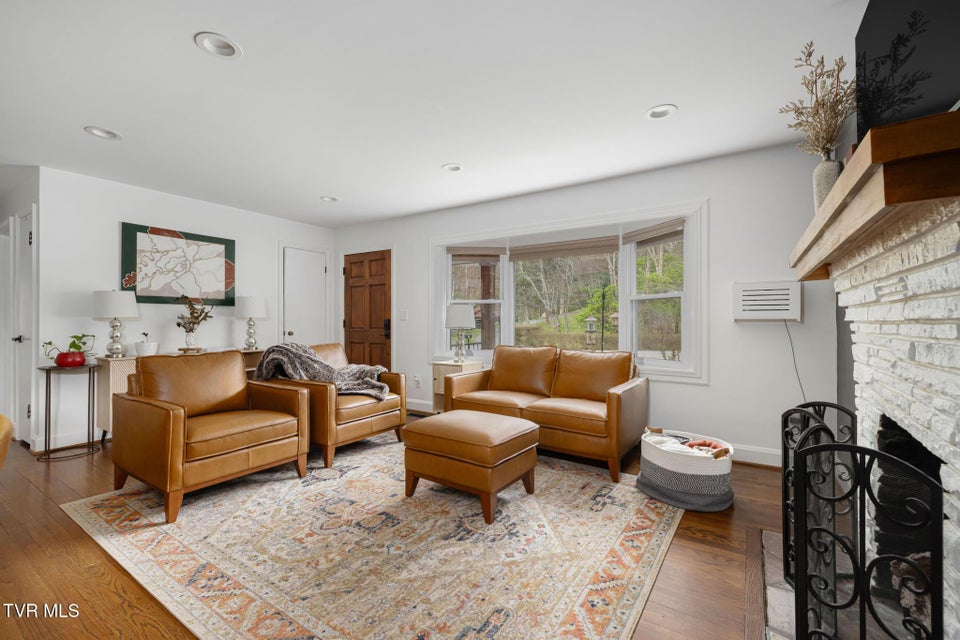 Photo #21: 533 Vance Drive Drive