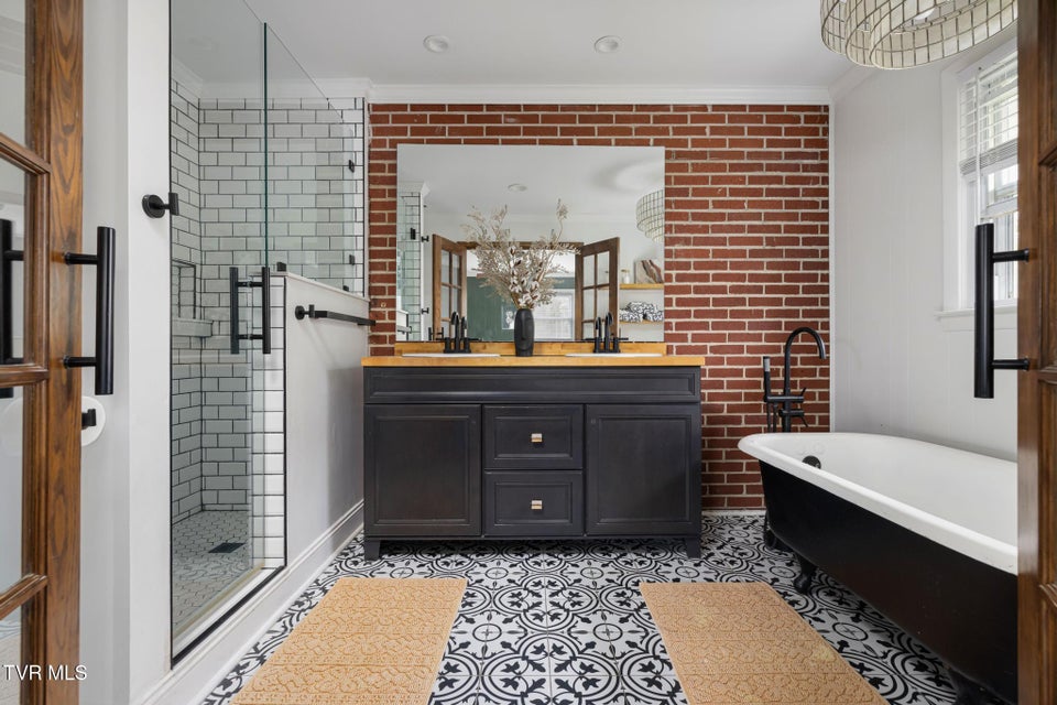 Photo #36: 533 Vance Drive Drive