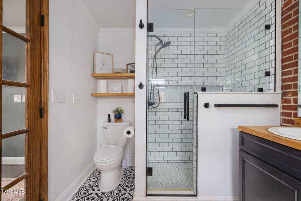 Photo #38: 533 Vance Drive Drive