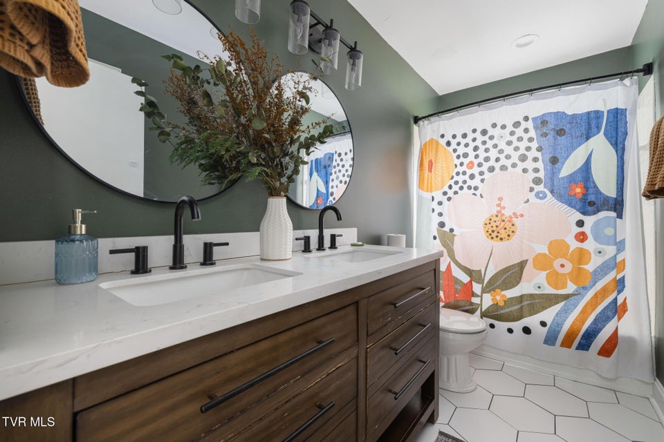 Photo #41: 533 Vance Drive Drive