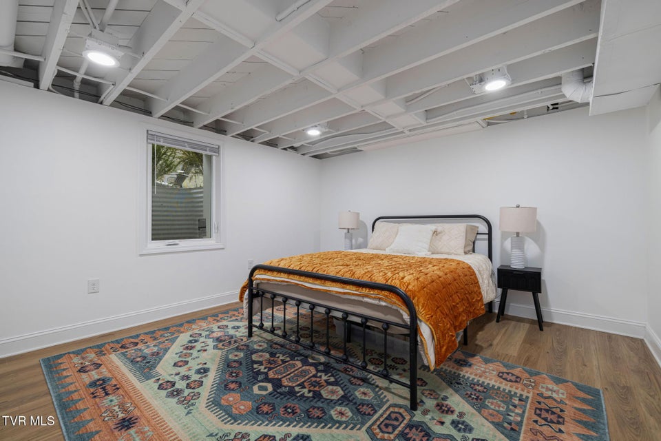 Photo #54: 533 Vance Drive Drive