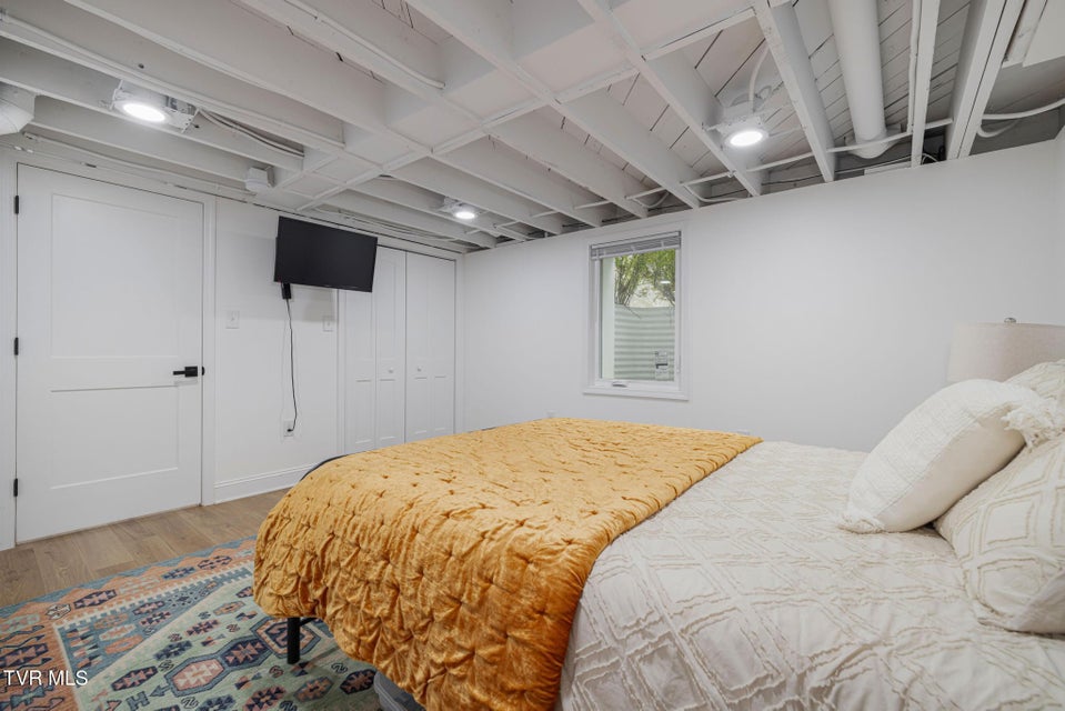 Photo #55: 533 Vance Drive Drive