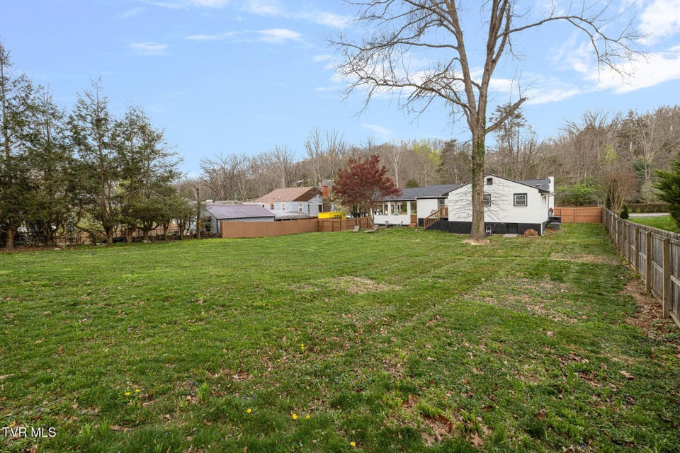 Photo #66: 533 Vance Drive Drive