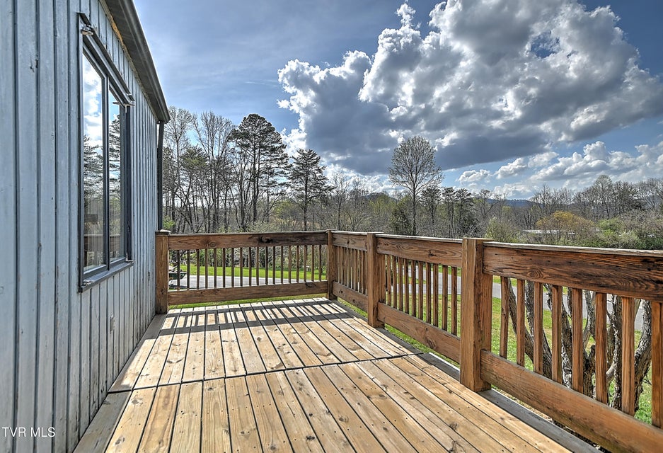 Photo #4: 211 Sunny Hill Court