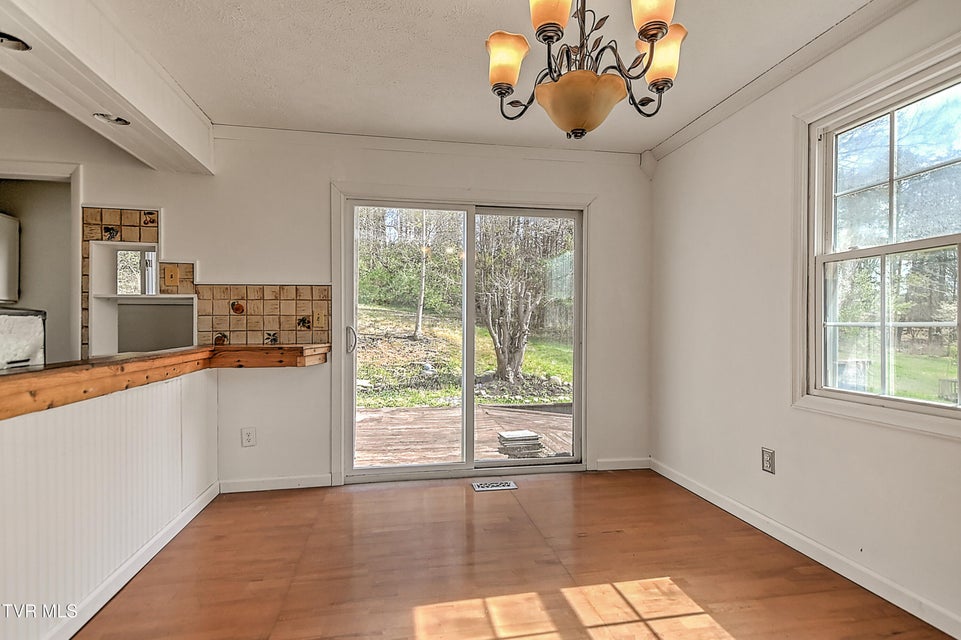 Photo #12: 211 Sunny Hill Court