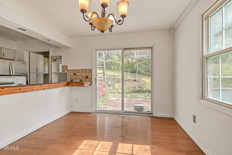 Photo #13: 211 Sunny Hill Court