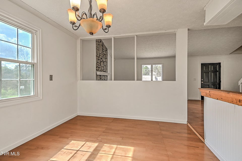 Photo #15: 211 Sunny Hill Court