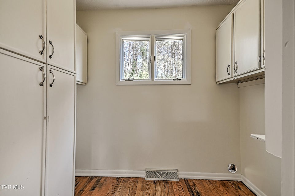 Photo #19: 211 Sunny Hill Court