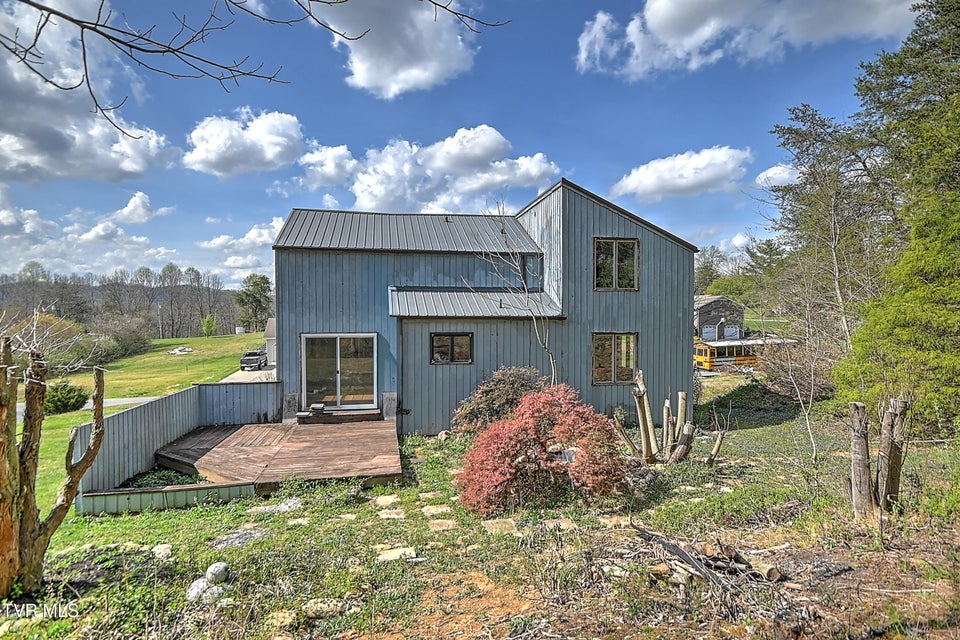 Photo #37: 211 Sunny Hill Court