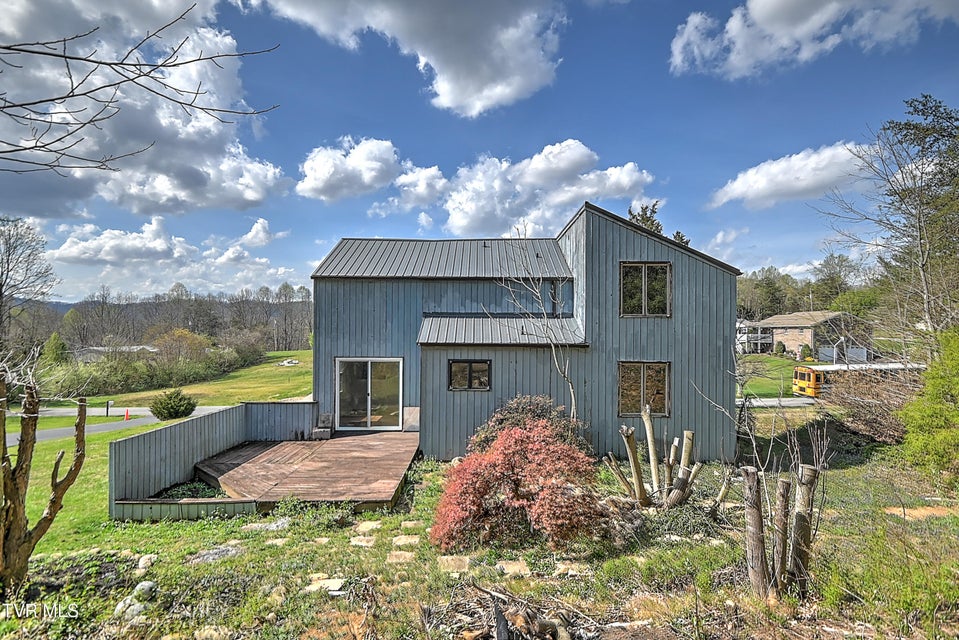 Photo #38: 211 Sunny Hill Court