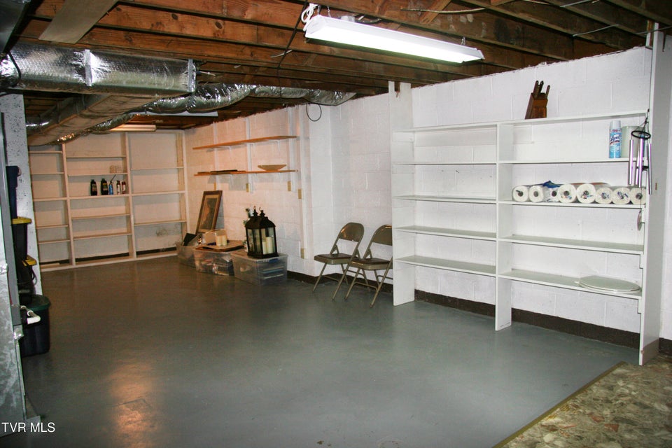 Photo #33: 612 Oakwood Avenue